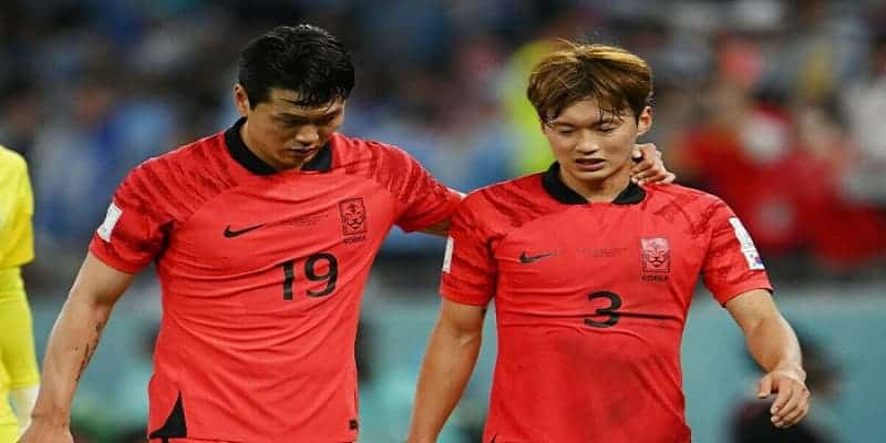 Son và đồng đội chiến đấu hết mình trước Ghana tại WC 2022 7 son va dong doi chien dau het minh truoc ghana 1